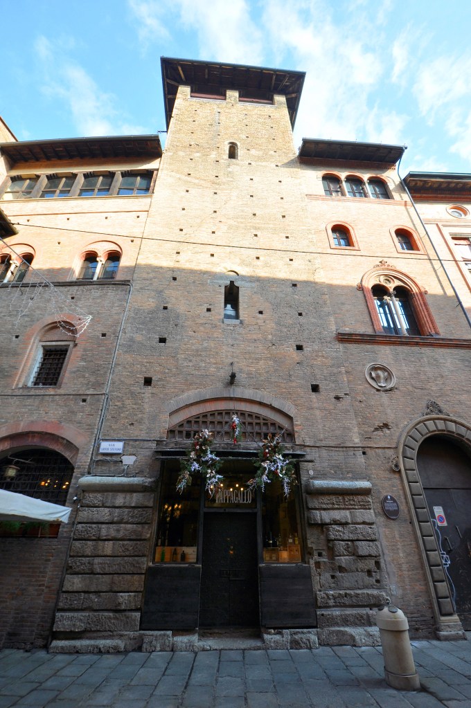 Torre Alberici, via S. Stefano 4 ^